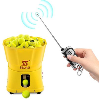 เครื่องให้อาหารเทนนิสสีเหลือง 80W ปรับความเร็วเซิร์ฟเวอร์ลูกเทนนิสมินิ